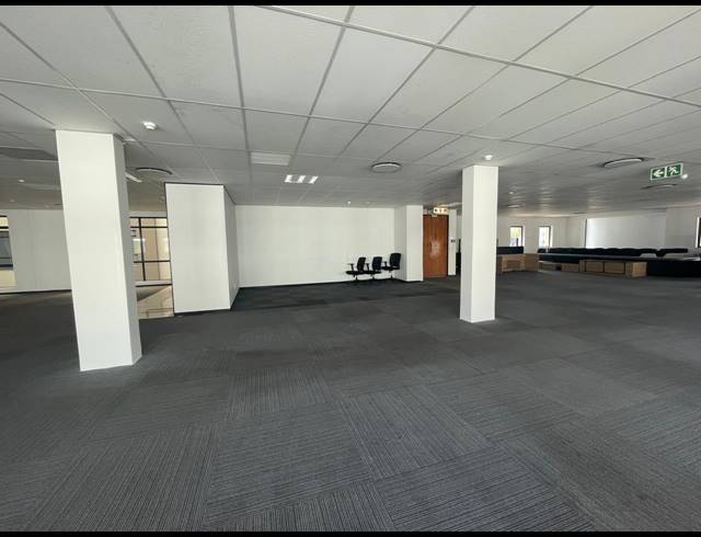 566M² OFFICE TO LET IN RIVONIA